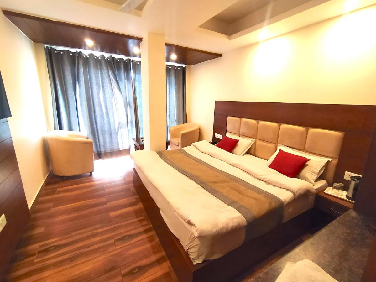 Hotel Samrat, Mussoorie Exteriér fotografie