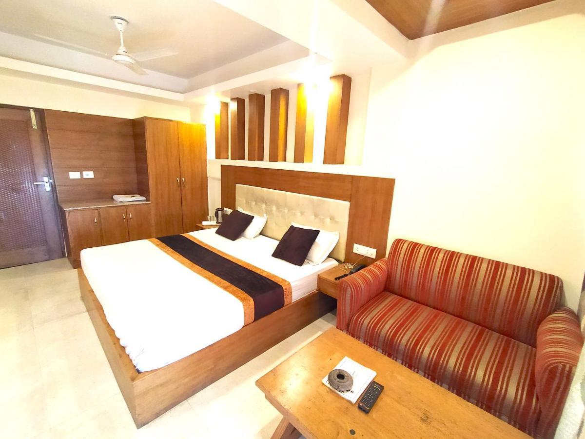 Hotel Samrat, Mussoorie Exteriér fotografie