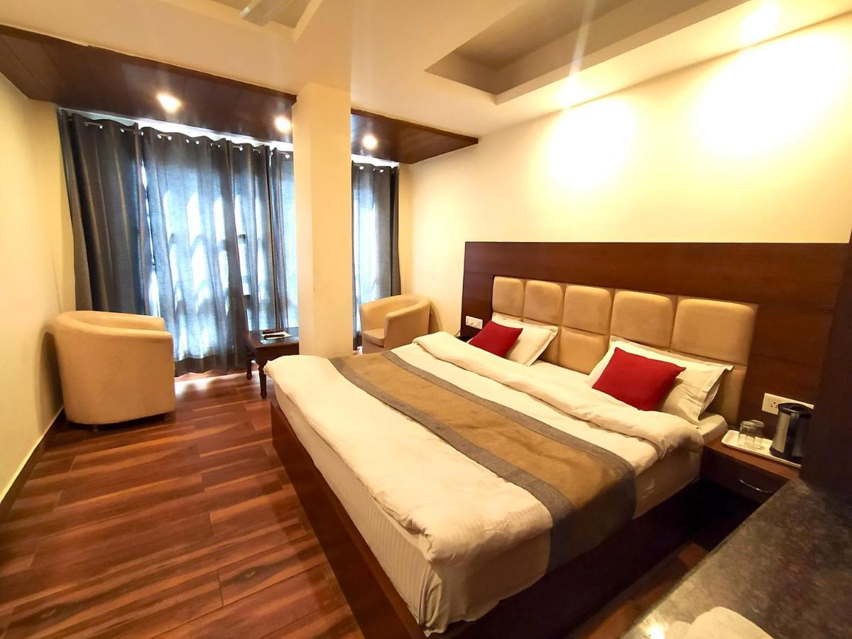 Hotel Samrat, Mussoorie Exteriér fotografie