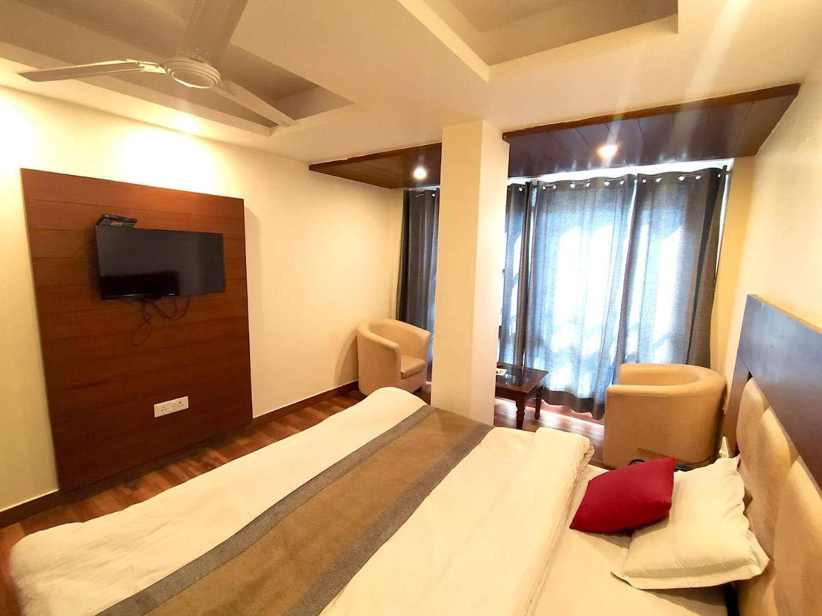 Hotel Samrat, Mussoorie Exteriér fotografie