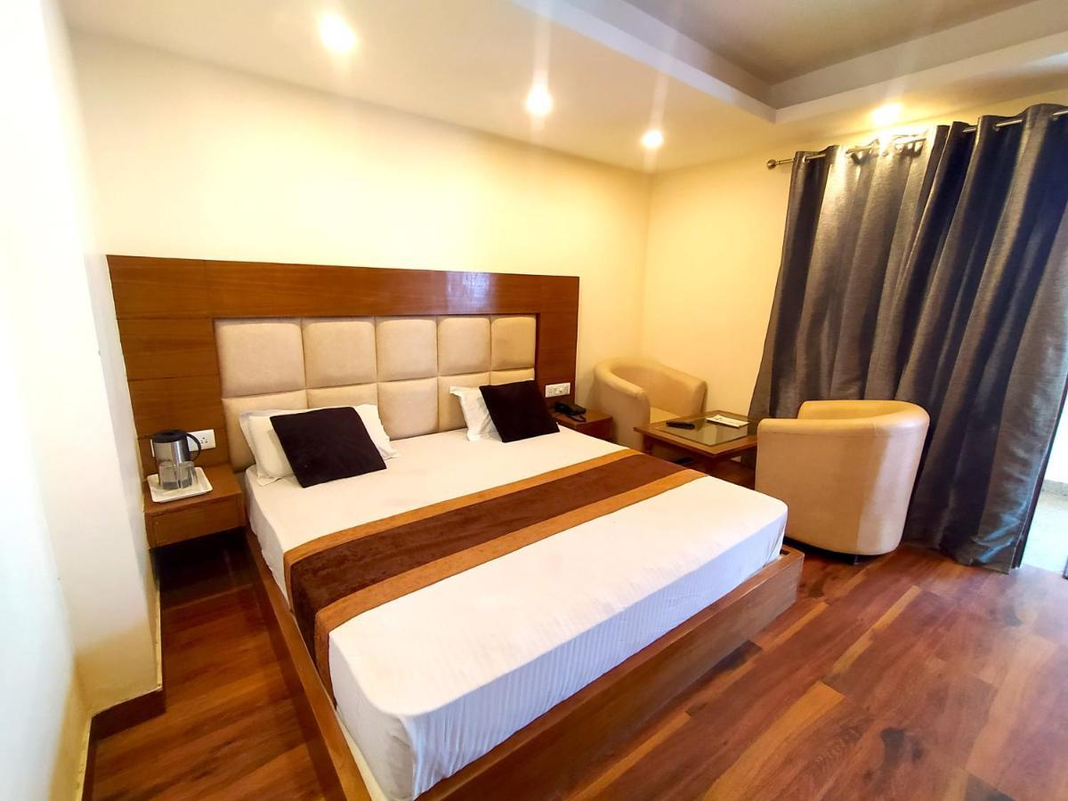 Hotel Samrat, Mussoorie Exteriér fotografie